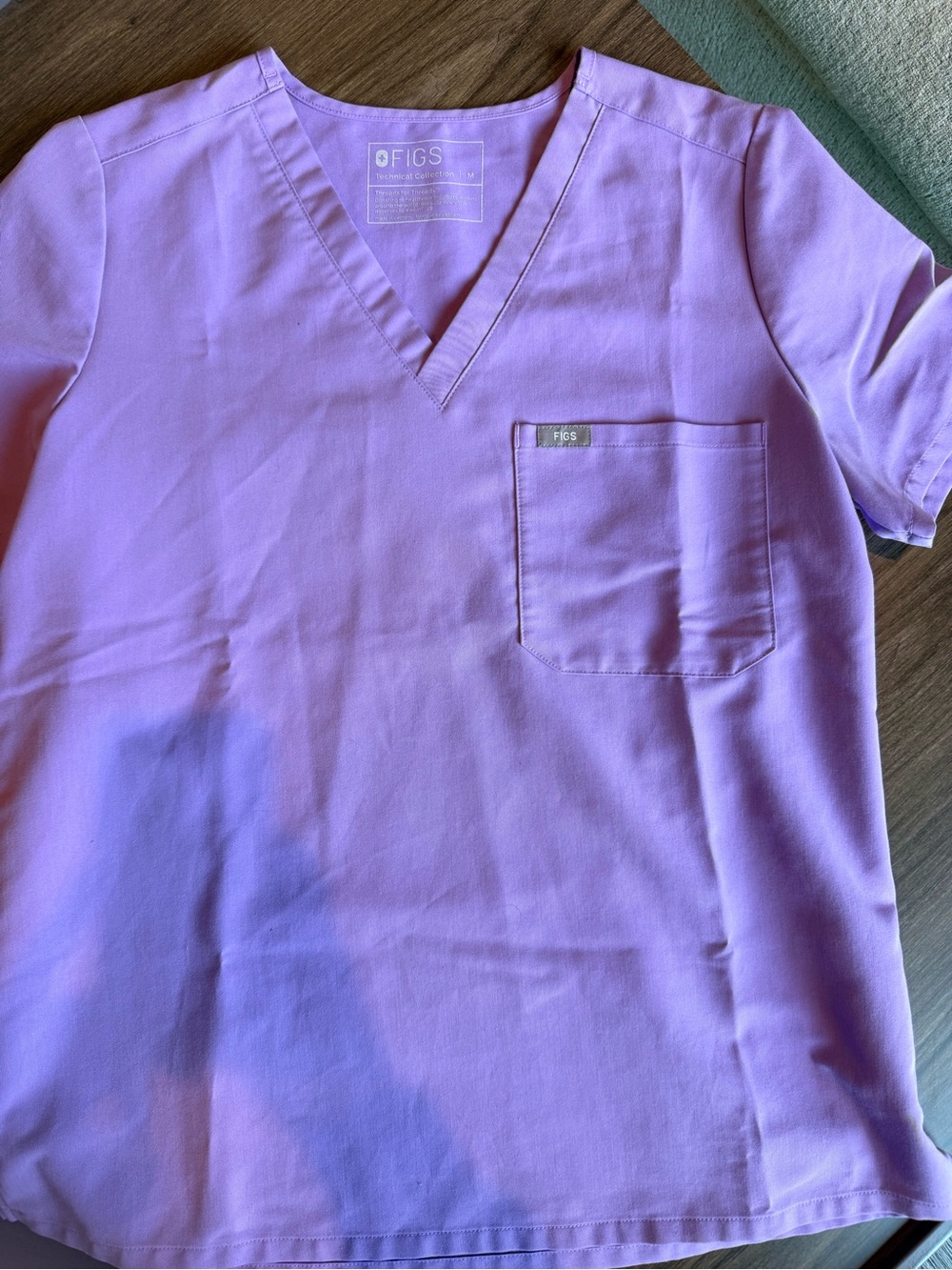 FIGS Lavender V-Neck Short Sleeve Top